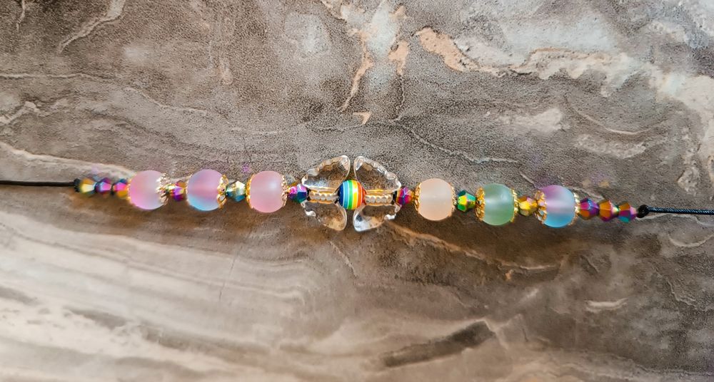 Гривни на конец. Гривни с букви и имена,гривни талисмани, йога гривни