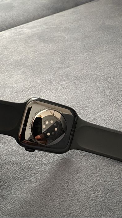 Apple watch 8 series