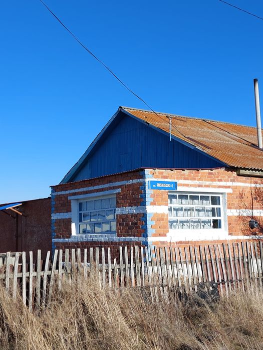 Продам дом рядом с городом