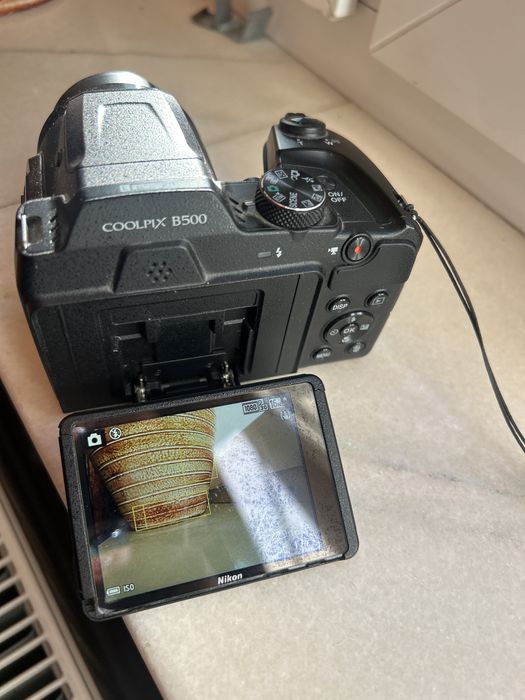Aparat foto Nikon b500