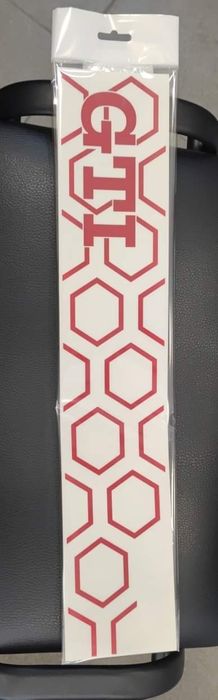 Стикер за Golf GTI бяло, червено, черно