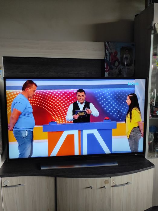 Смарт Телевизор Samsung 50 инча Ultra HD 4K