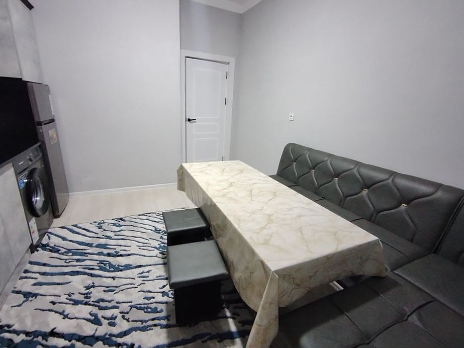 Shoshiling Zudlik bilan arzonladi. 3 xonali kvartira