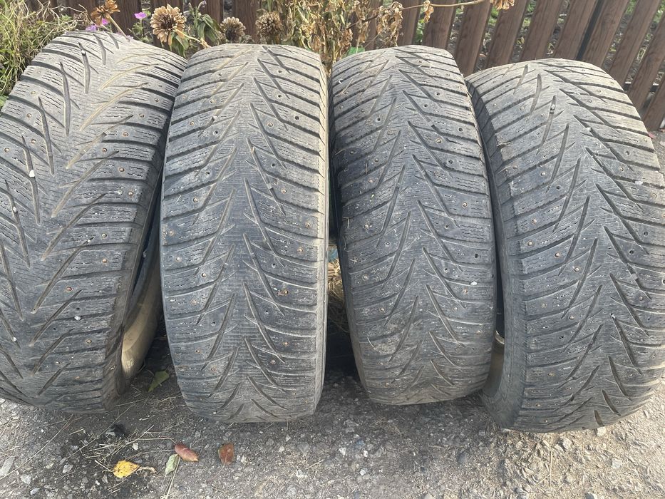 Продам зимнию резину 4 балона