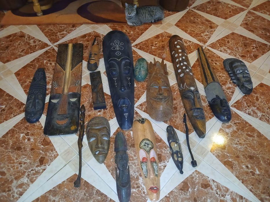 Masti africane diferite marimi