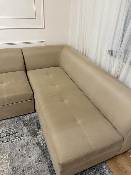 Диван Г образный