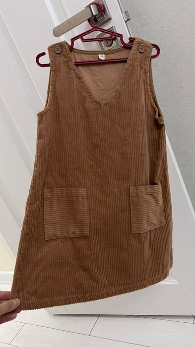 Платье для девочки 120 р.