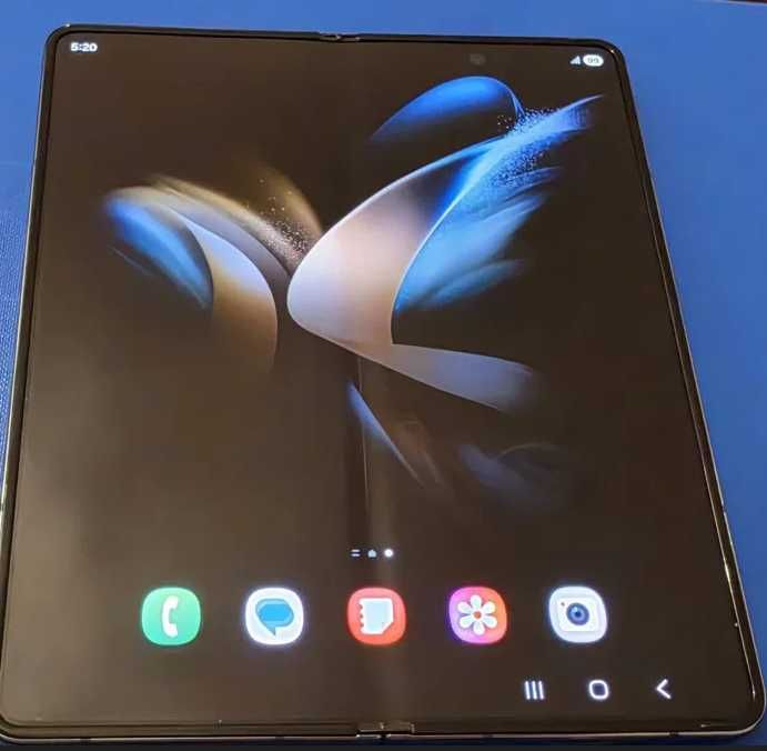 Samsung Galaxy Z Fold 4 (SM-F936B/DS) | 256GB | 12GB RAM | Dual SIM | 5G | Gray Green