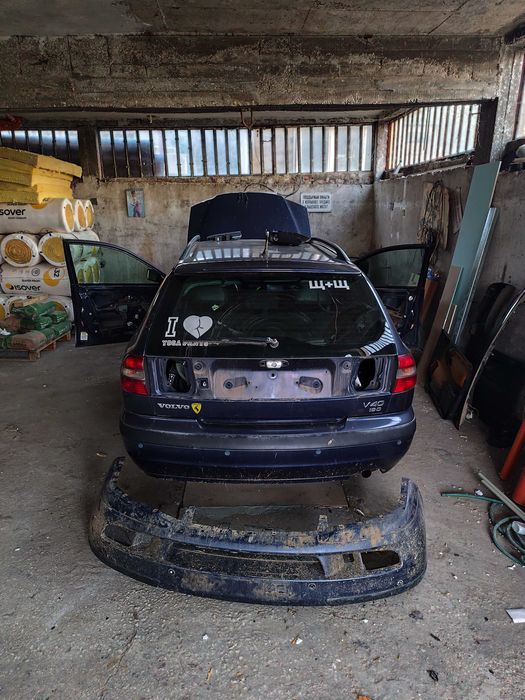 Волво в40 2002 г.  1.9 дизел