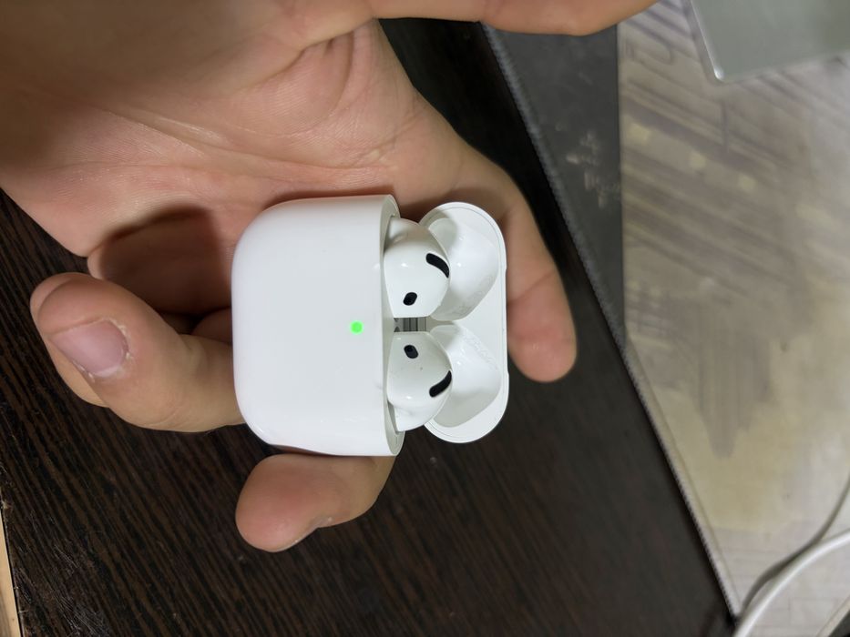 Аирподсы 4 оригинальная