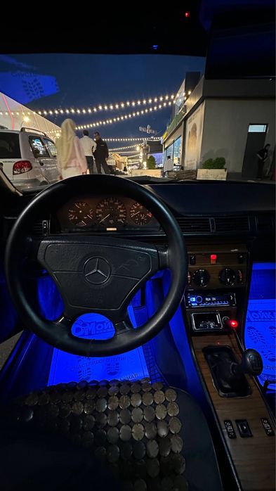 Mercadenz Benz W124 E230 Proekt