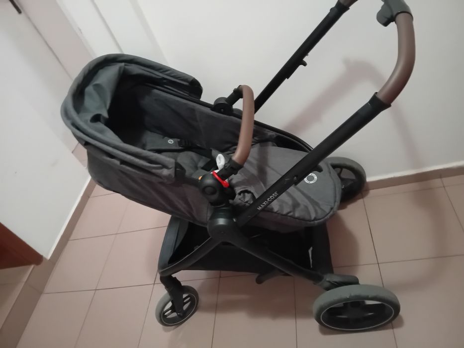 Бебешка количка Maxi cosi+ столче за кола