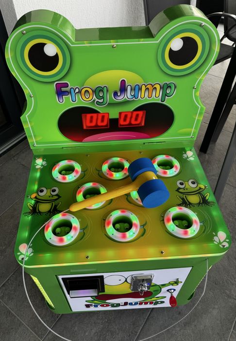 Vand broscuta Crazy Frog, noua