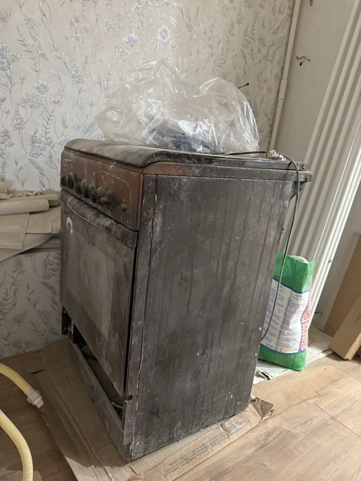 Газовая плита в рабочем состоянии