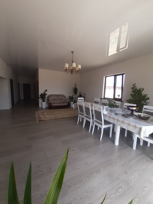 Продам Дом на 12ти сотках