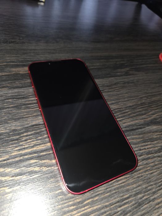 Vând Iphone 14 Red
