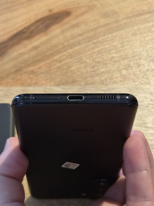 Vand Samsung Galaxy S21+ Plus 128Gb