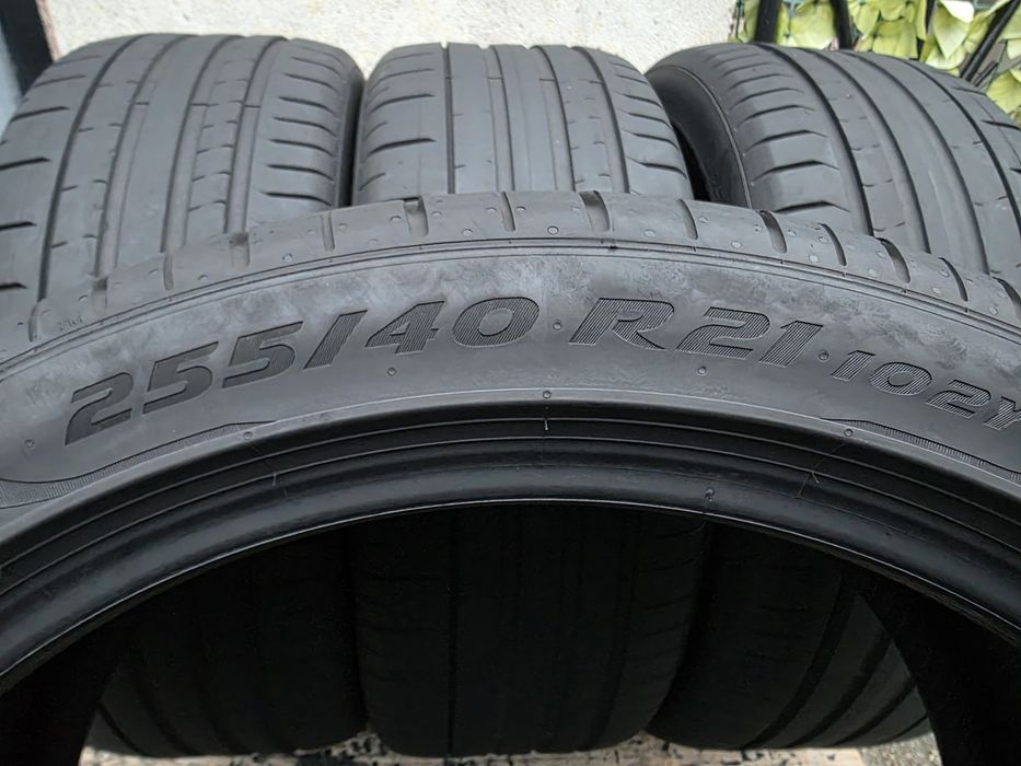 Vând patru anvelope de  vara pirelli  255 40 21  dot 1923