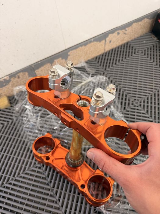Тройници KTM Husqvarna GAS GAS