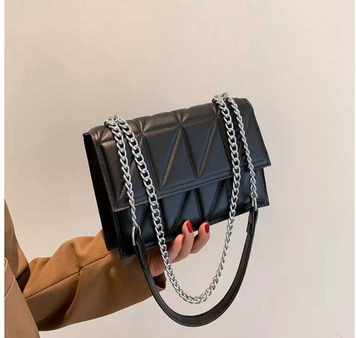 Женская сумочка б/у