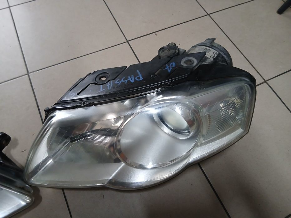 Faruri  Europa  vw passat B6 2008