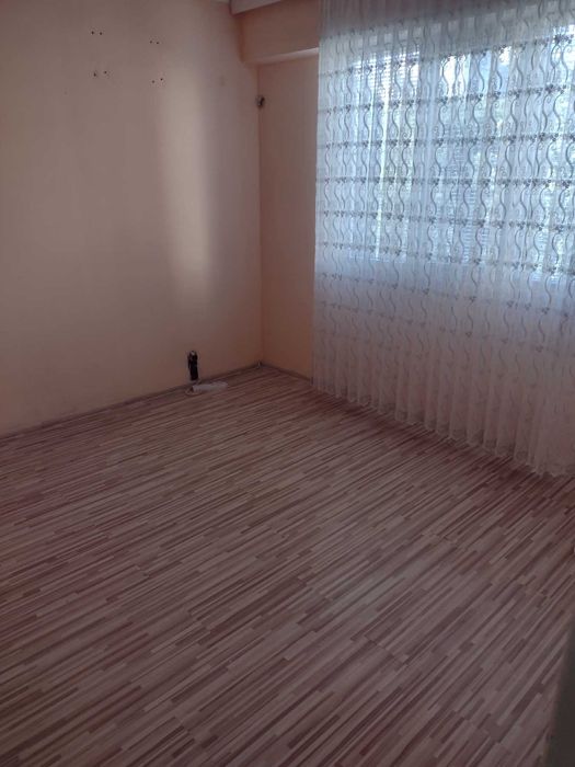 Дава се под наем Тристаен апартамент в Разград, Освобождение - 78 кв.м за 229.5 € - Снимка #5