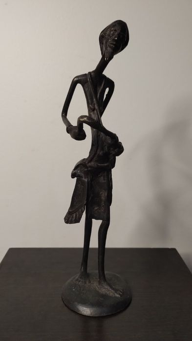 Чудесна статуетка. Метал.