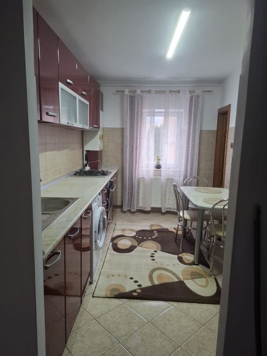 Vand apartament 3 camere Gherla, 70mp
