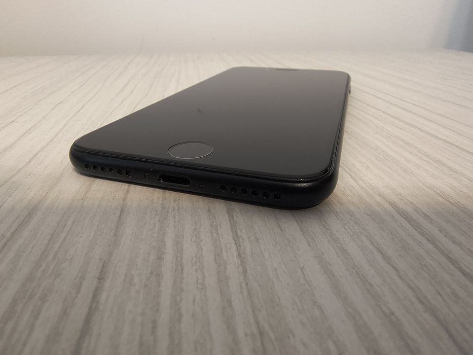 Apple iPhone SE 3 (2022) 64GB 5G negru