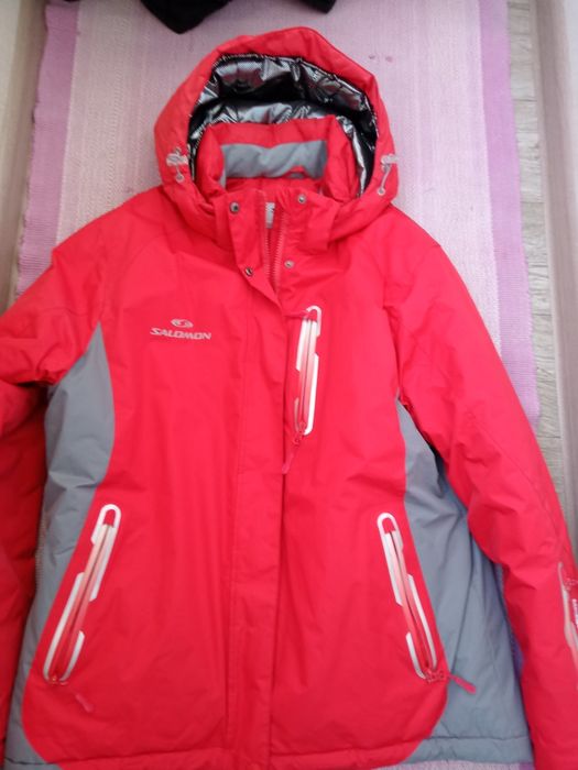 Продам спортивную куртку