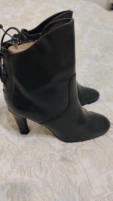 Продам ботинки Tamaris