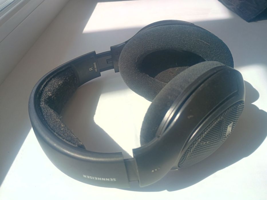 Sennheiser hd 560s