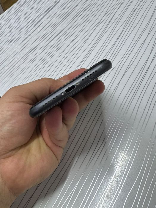 Продам айфон 11 128GB