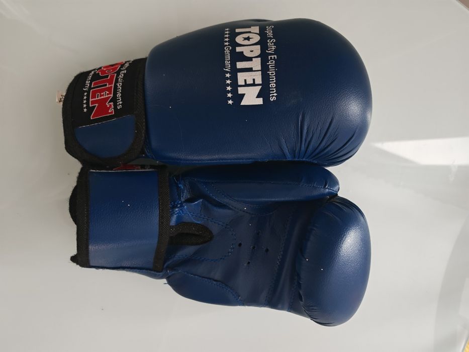 Перчатки боксерские