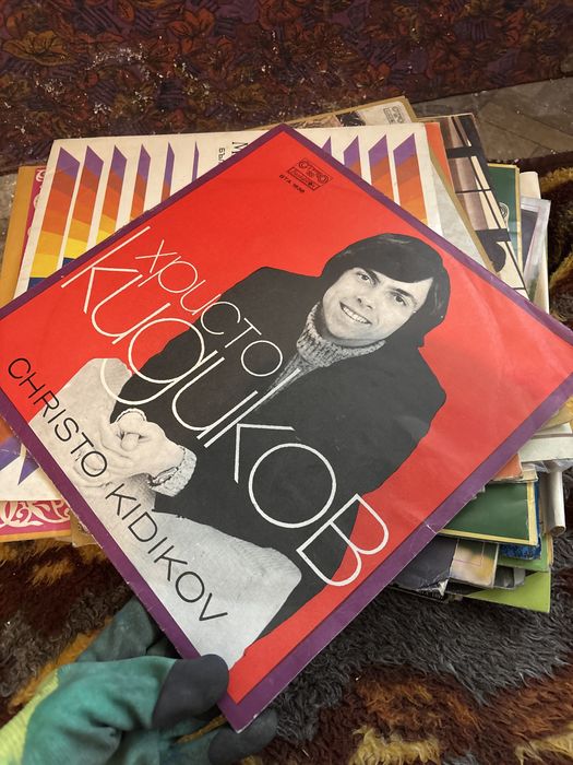 Грамофонни плочи с автографи