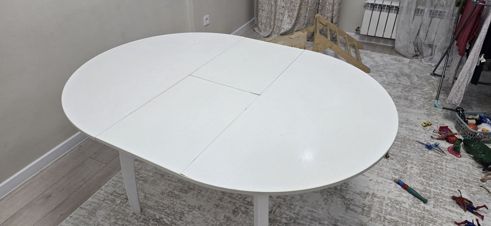 Кухонный круглый стол