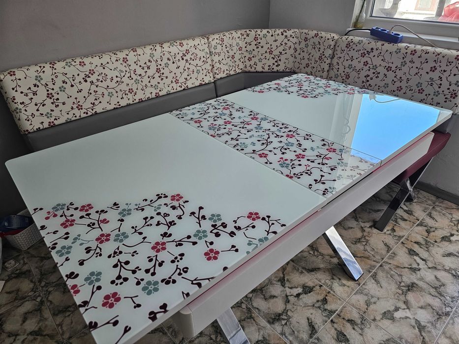 Мебели за трапезария