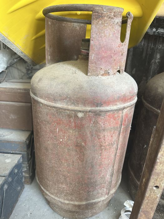 2 газ балон    б/у