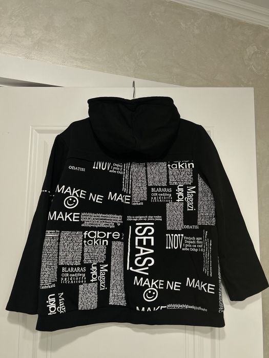 Продается 3 толстовки с капюшонами