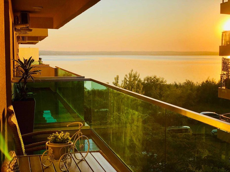 Moon Light-  Apartament 2 Camere  Mamaia zona hotel Vega