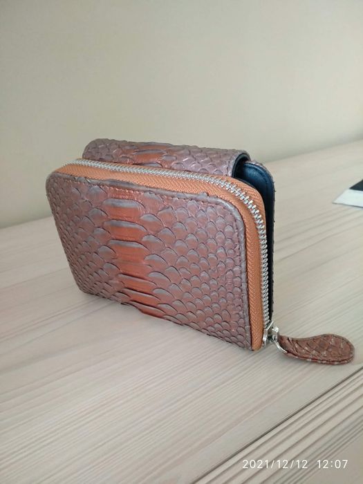 Продам новый портмоне женский