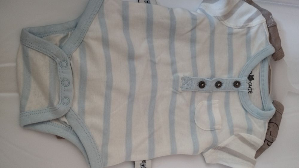 детски дрехи и играчки