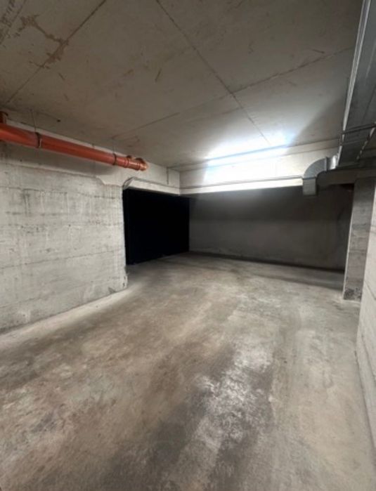 Паркомясто под наем