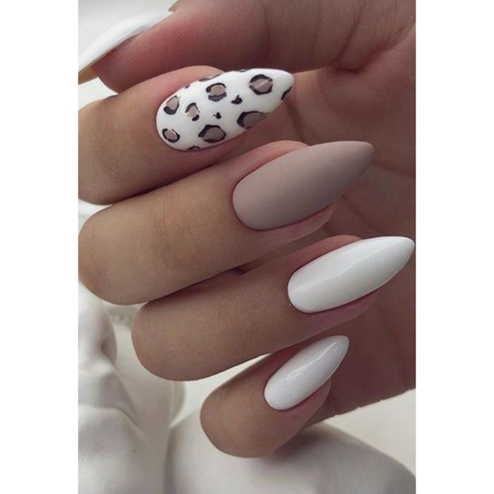 Маникюр с укреплением 6000тг