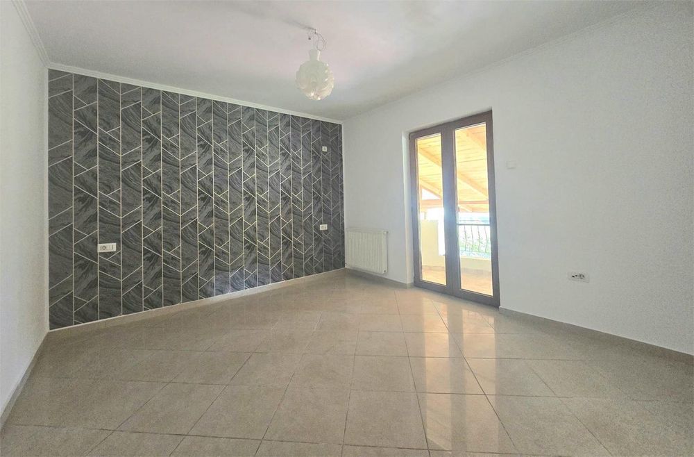 Spațiu comercial de închiriat, etaj 1 zona Cug