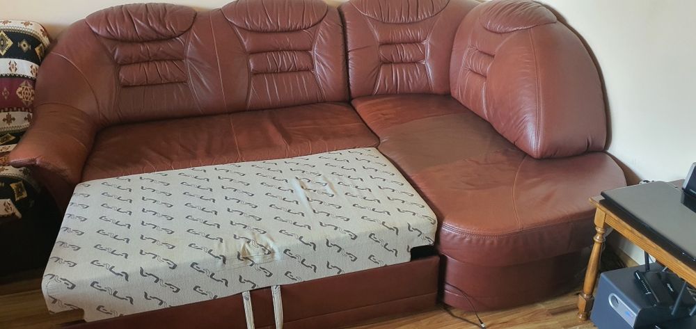 Кожен Ъглов Диван