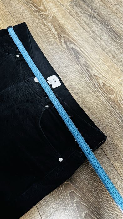 Jeansi negri catifea H&M