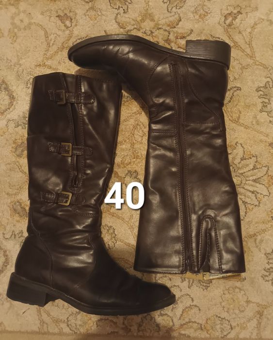 Ghete  piele intoarsa