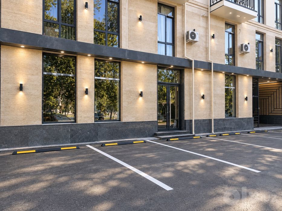Максим Горькый| Продаётся помещения в Новостройке |ор:Метро БИЙ| 140кв