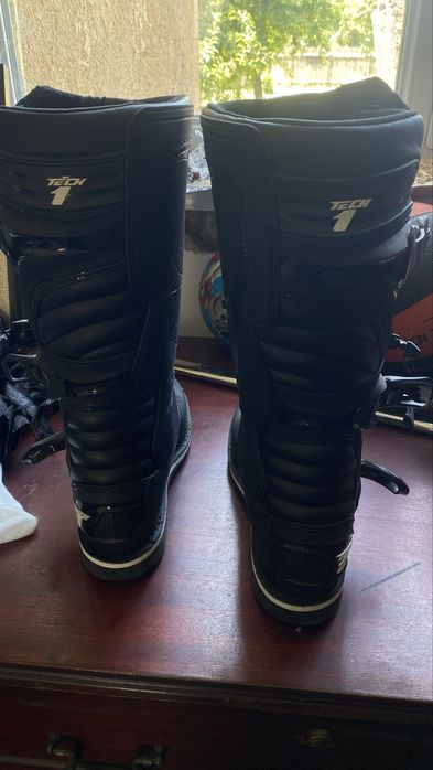 Ghete moto Alpinestars Tech1